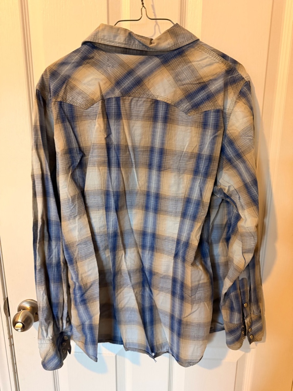 Roper Women’s Western Plaid Snap Shirt - Blue & Cream - Picture 4 of 5